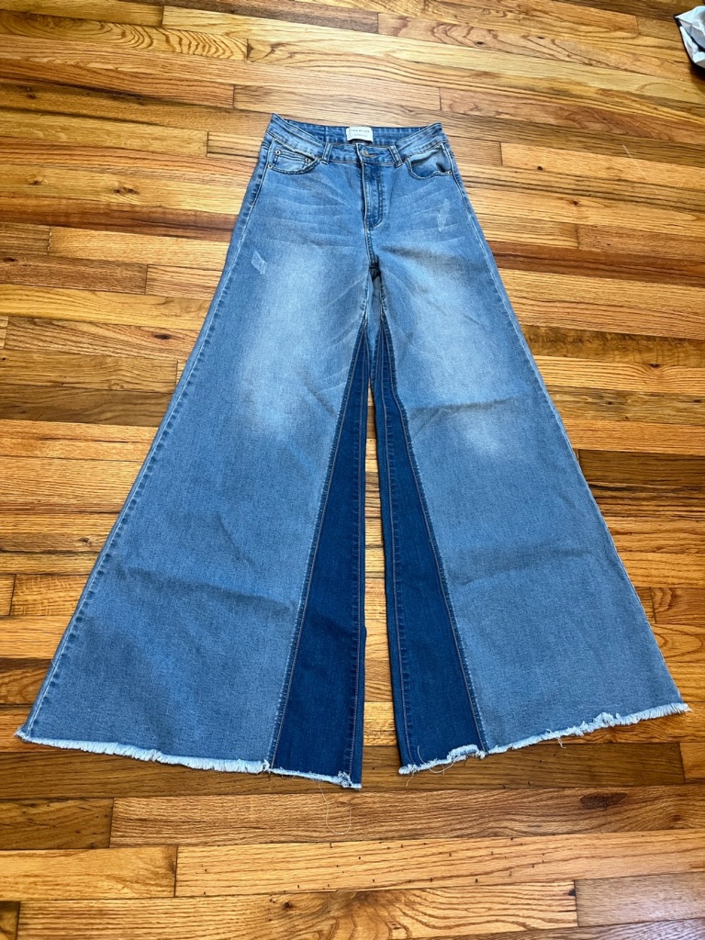 UNIQ by LITZ Bellbottom Flare Wide Leg Jeans Womens 26 Retro Festival Pants - Picture 2 of 11